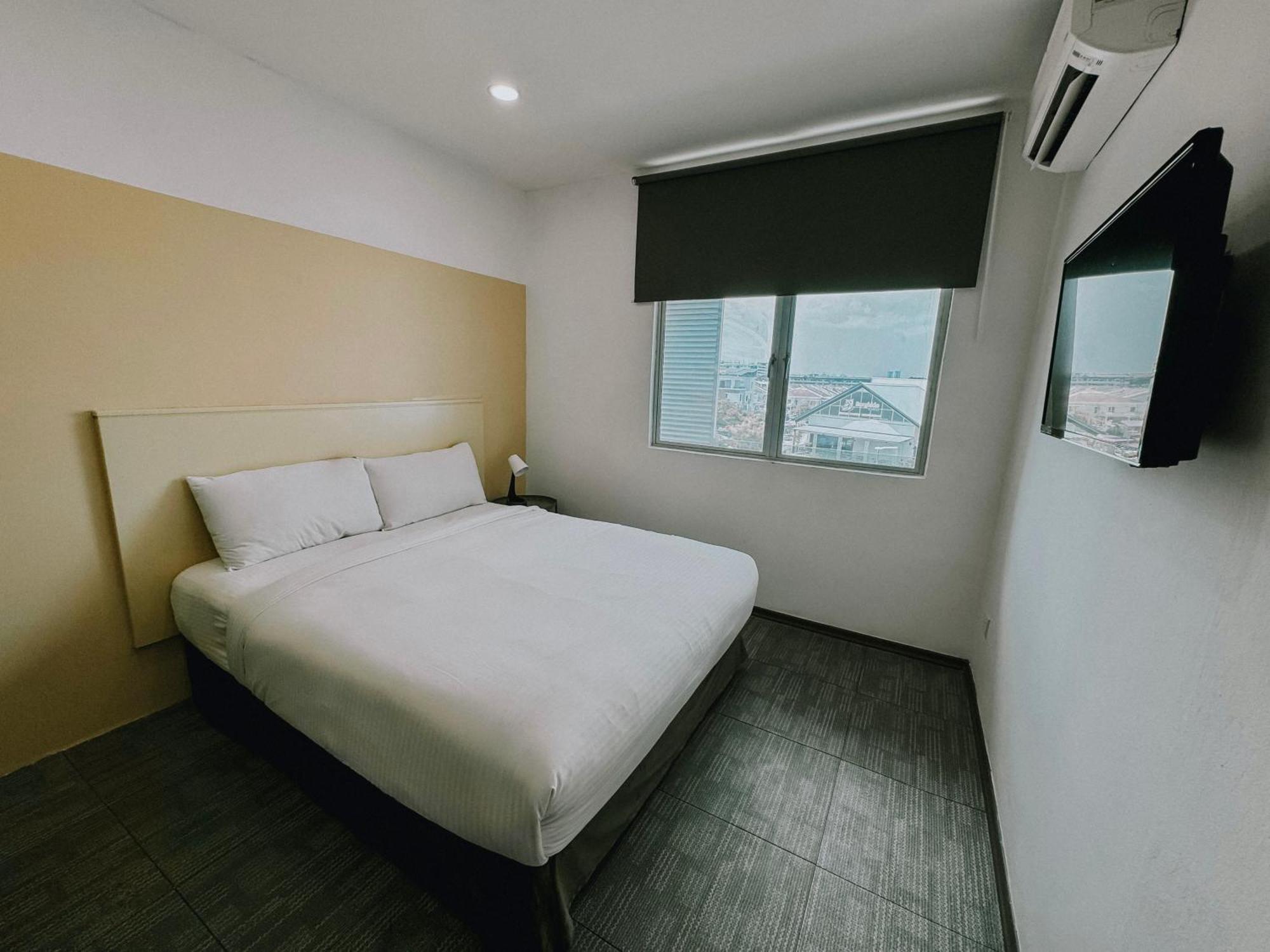 The Concept Hotel Melaka City ภายนอก รูปภาพ